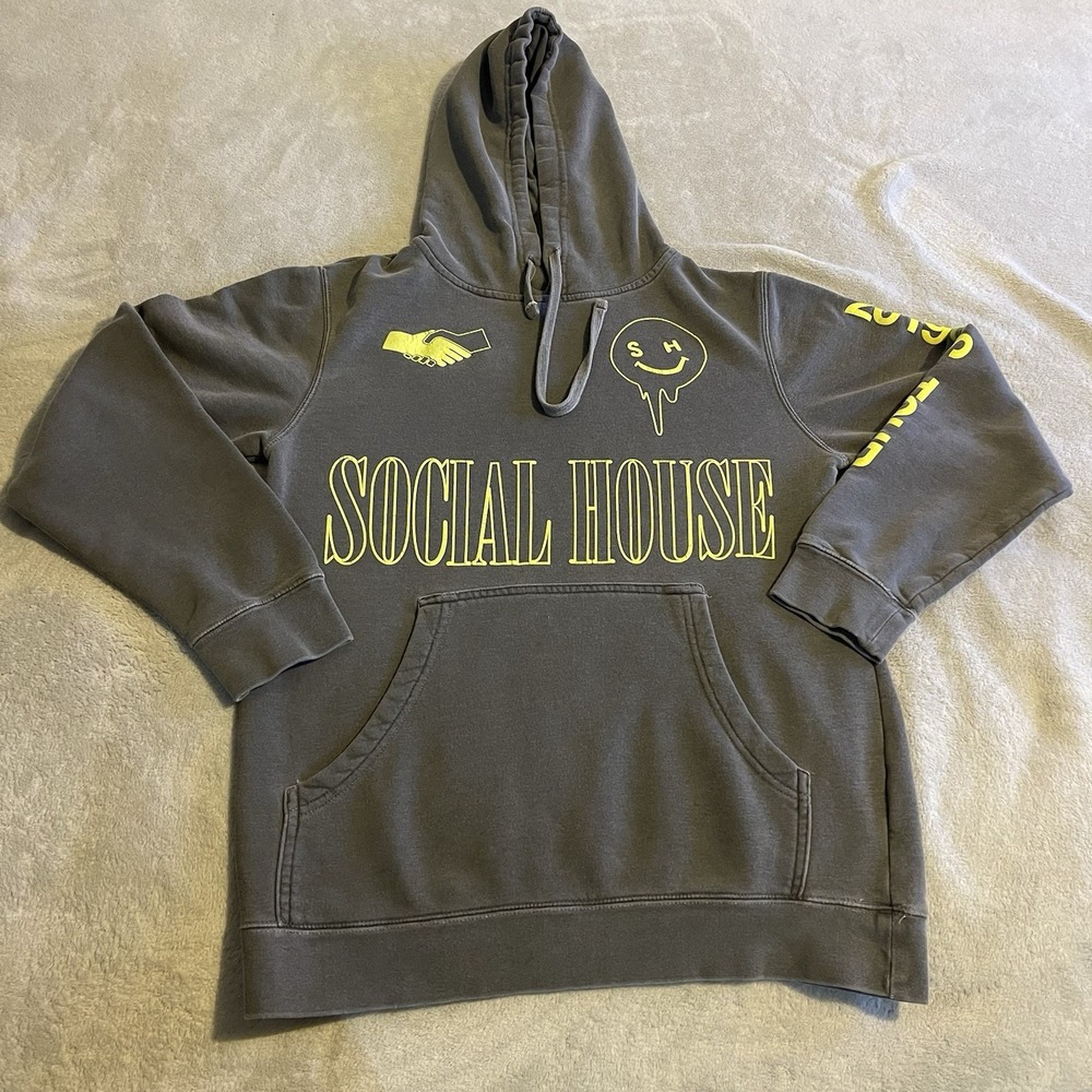 Social House Hoodie Men Small Gray Graphic‎ Sweatshirt Pullover Sweater US Tour